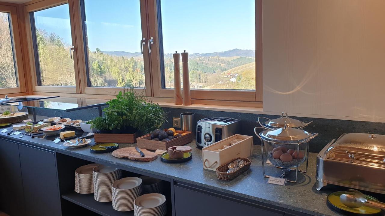 Landgut Am Poessnitzberg Otel Leutschach Dış mekan fotoğraf